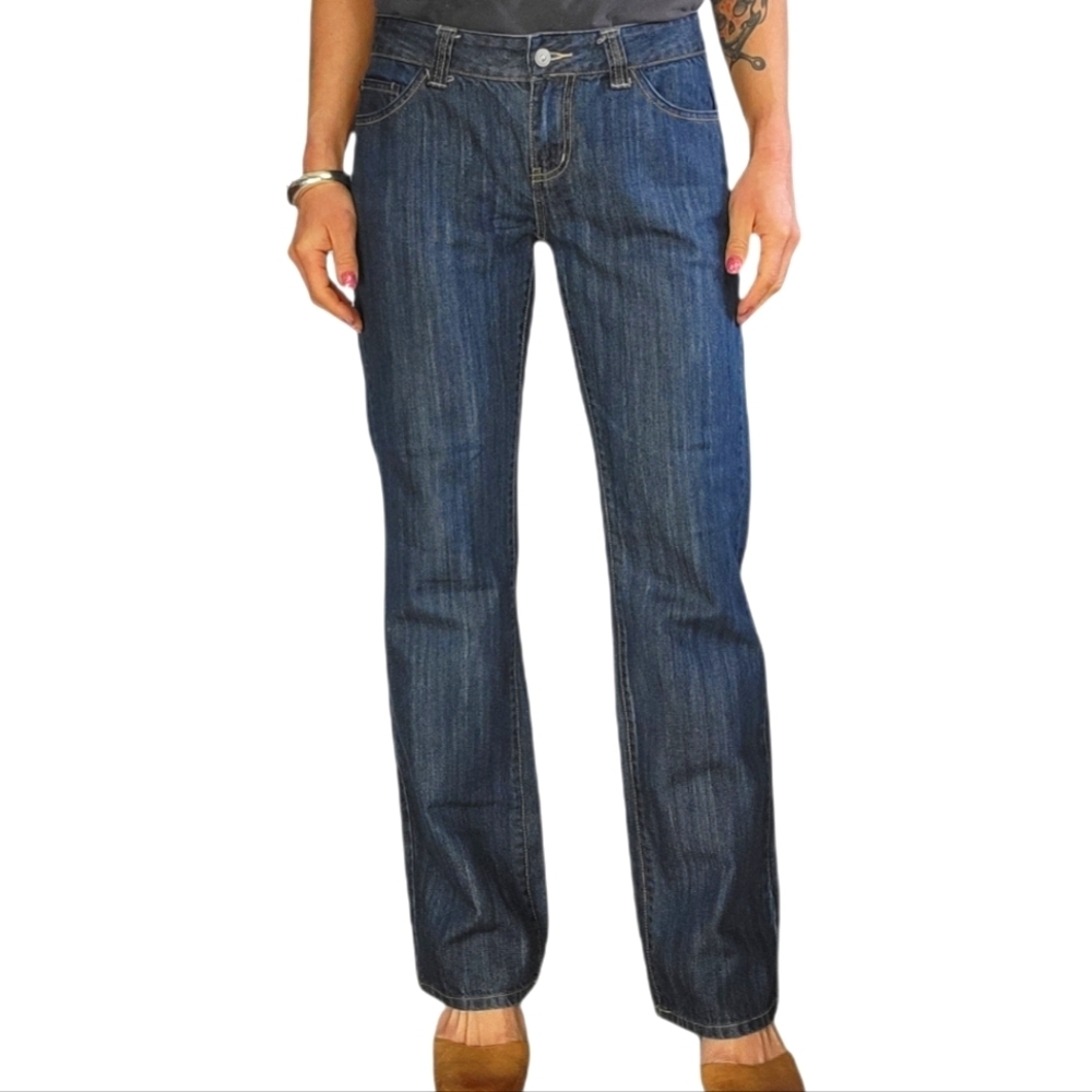 TeX by Max Azria Midrise Straight Leg Jeans Size 28 Dark Blue